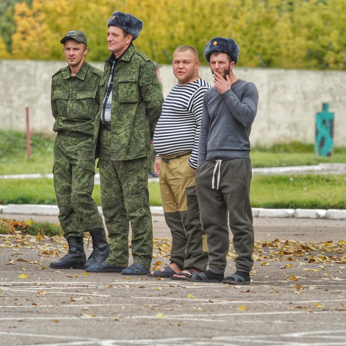 Мобилизованные в Ленинградской области (фото Михаил Огнева, 'Фонтанка').