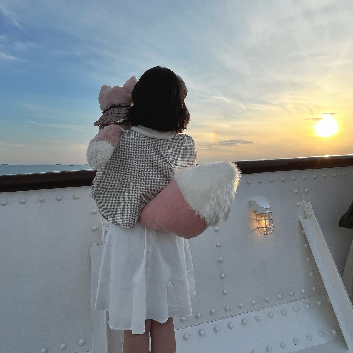D02802738's tweet photo. ただいま🥺
いつの間にか20歳は過ぎたし、夢の国にもなかなかいけなかったけどこの間2日間インパしました😭😭
やっぱりコロナでいっぱい変わってるし、いろいろ戸惑ったけどあの空間はやっぱり大好きだぁ🥹 https://t.co/m2x1Dx8wgc