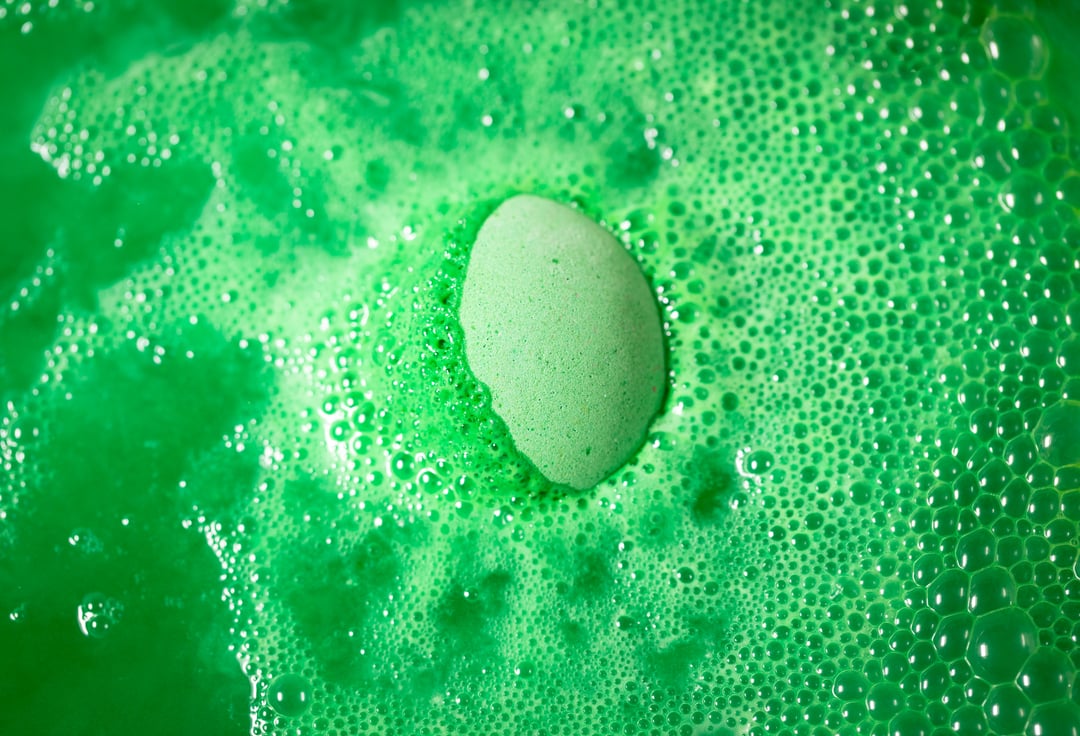 emergencypoet's tweet photo. Wild Remedy gift bag an Immersion in Perfume and Poetry for an Antidote to the Strenuous Life.
@LushLtd
Just £10 from our website https://t.co/gDHLNG8hr8
@lush @the_lush_box #bathbombsofinstagram #bathbomb #PoetryPharmacy #poetryporn #poetrybathbomb
https://t.co/gDHLNG8hr8 https://t.co/0N3TD14NKf