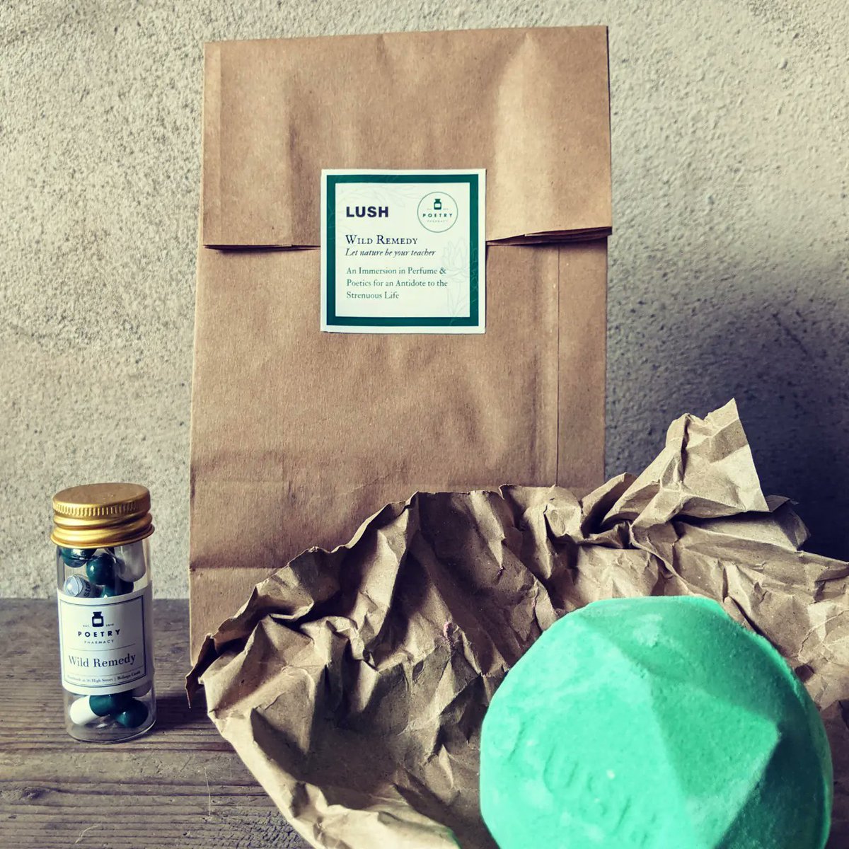 emergencypoet's tweet photo. Wild Remedy gift bag an Immersion in Perfume and Poetry for an Antidote to the Strenuous Life.
@LushLtd
Just £10 from our website https://t.co/gDHLNG8hr8
@lush @the_lush_box #bathbombsofinstagram #bathbomb #PoetryPharmacy #poetryporn #poetrybathbomb
https://t.co/gDHLNG8hr8 https://t.co/0N3TD14NKf