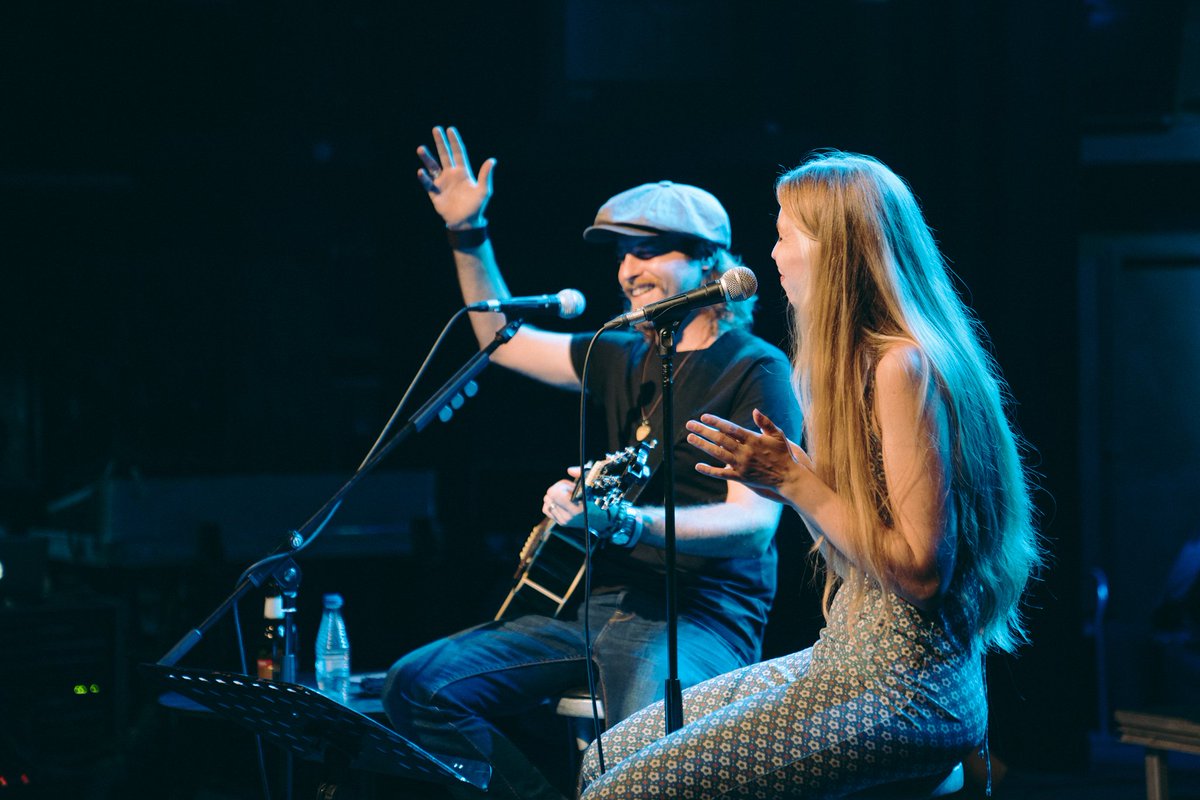 James Room tweet media