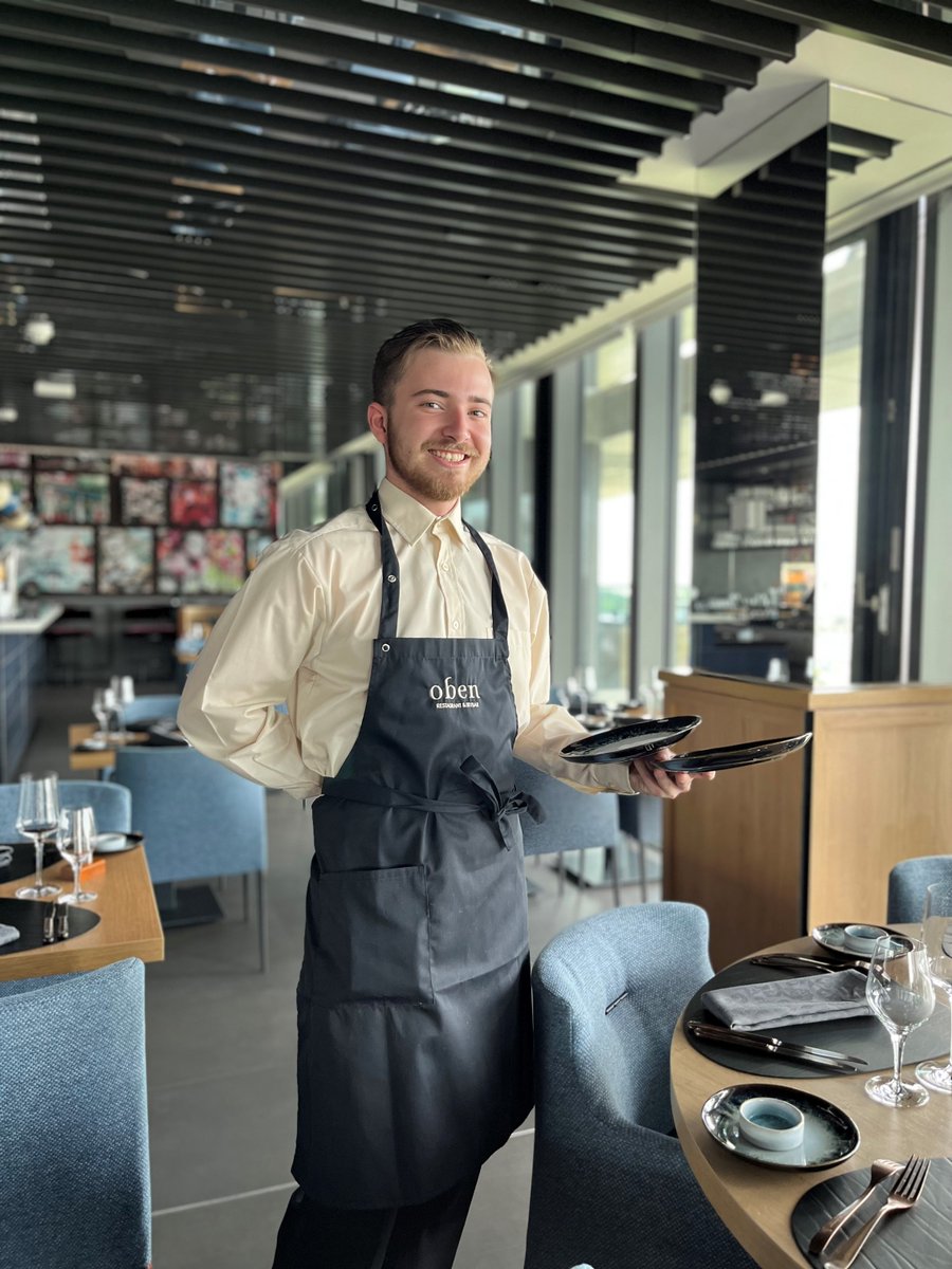 MeliaCareers's tweet photo. 🌟 #KnowOurTeaM this premium team guarantees you an exceptional experience in one of the most important business destinations in Germany. Touching the sky at Meliá Frankfurt City it's a completed experience when great people works from their heart.
#WeAreMelia https://t.co/dkC85HBWDg