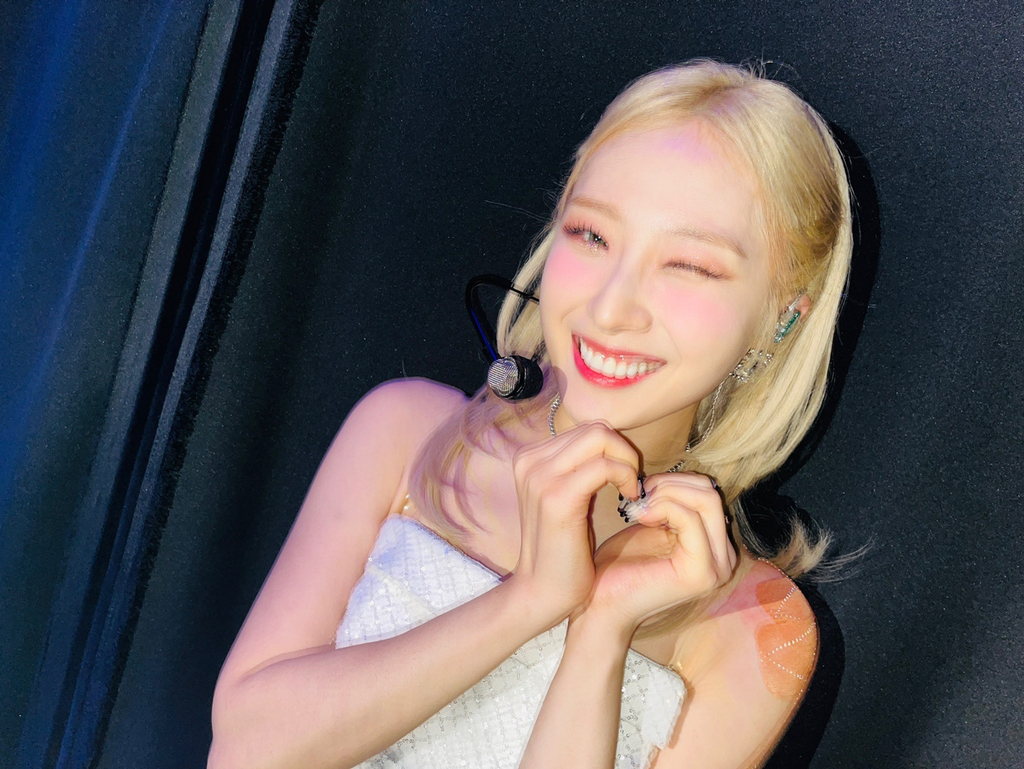 loonabot's tweet photo. #이달소팬카페 #To_Orbit #From_LOONA 
[하슬] 오빛! 벌써 이달의 소녀가 오빛에게 온지 벌써 4년이나 됐네요 
▶️ https://t.co/mcSfSBsICF 
 
#이달의소녀 #LOONA https://t.co/0KaMfyQnvd