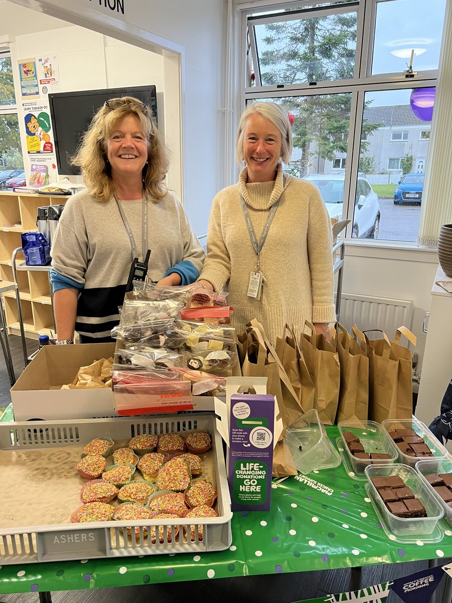 After a busy week delivering education and working to create pathways for patients attended by @Scotambservice it’s time to support those who make it possible! The fundraisers! Great work by @GreenwardsP for #MacmillanCoffeeMorning @macmillancancer @MacmillanScot  #thankyou