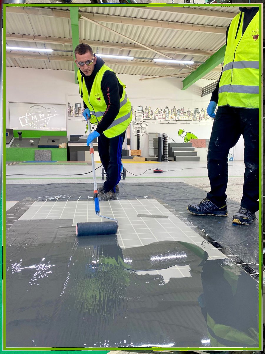 westwoodliquid's tweet photo. Tile Effect Course In Action!
At our bespoke #training facility in #Poole, more operatives have been upskilling their knowledge and completing more intricate designs using our Wecryl 488 along with our deco chips.
Book your training now - 0800 808 5480.
#tileeffect #waterproofing https://t.co/eVRc38GqWA