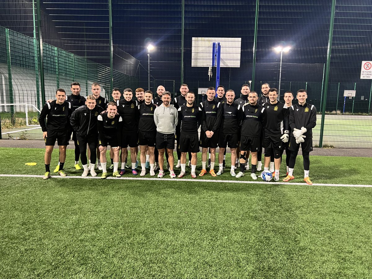 📢 We are delighted to announce our new partnership with <a href="/Dumbartonfc/">Dumbarton FC</a>💛🖤

Last night we visited the club to deliver our first changing room chat with the 1st Team &amp; Managers 

To find out more about the partnership please email info@backonside.com 

#backonside <a href="/dumbartonreport/">Dumbarton Reporter</a>