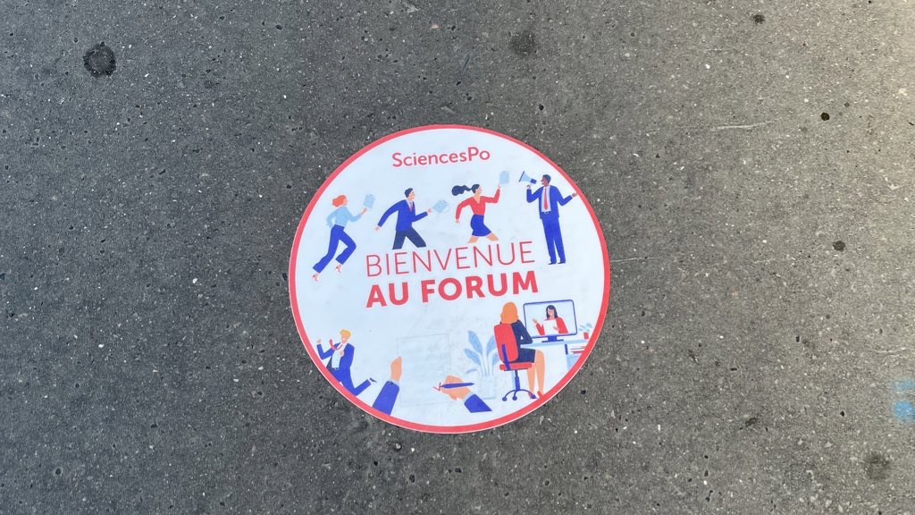 sciencespo's tweet photo. Le Forum Carrières de Sciences Po, c'est maintenant au 1 Saint-Thomas !
Une occasion unique pour nos étudiantes et étudiants de rencontrer et d'échanger avec de très nombreuses entreprises, et de trouver un stage, un apprentissage ou un 1er emploi. #ForumScPo @Scpocarrieres https://t.co/S0zPyIbitA