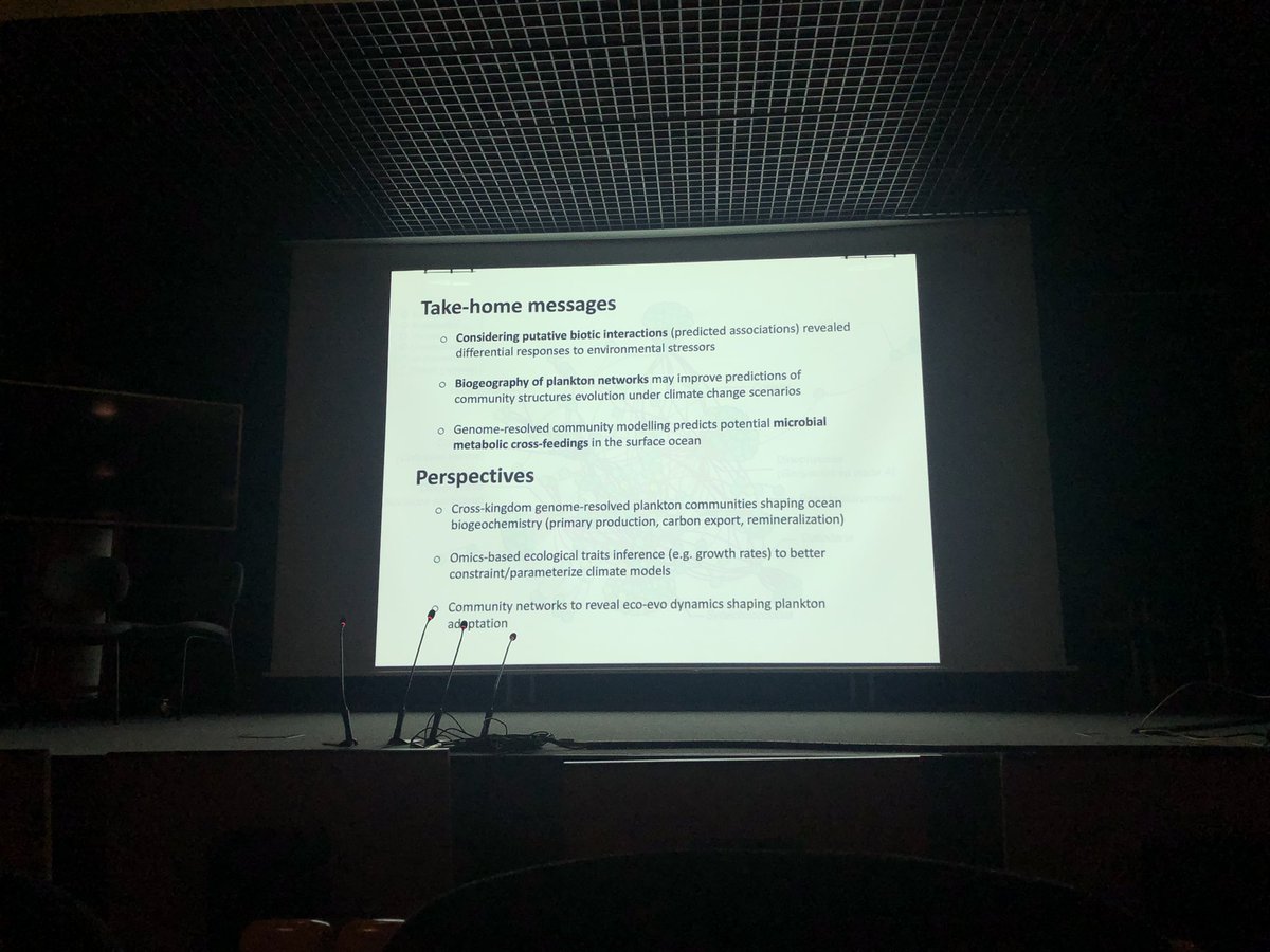 margalef_bcn's tweet photo. Digging into the huge ocean  interactome using massive datasets by @schaffron #RMSC2022 https://t.co/5pJ3C3p1co