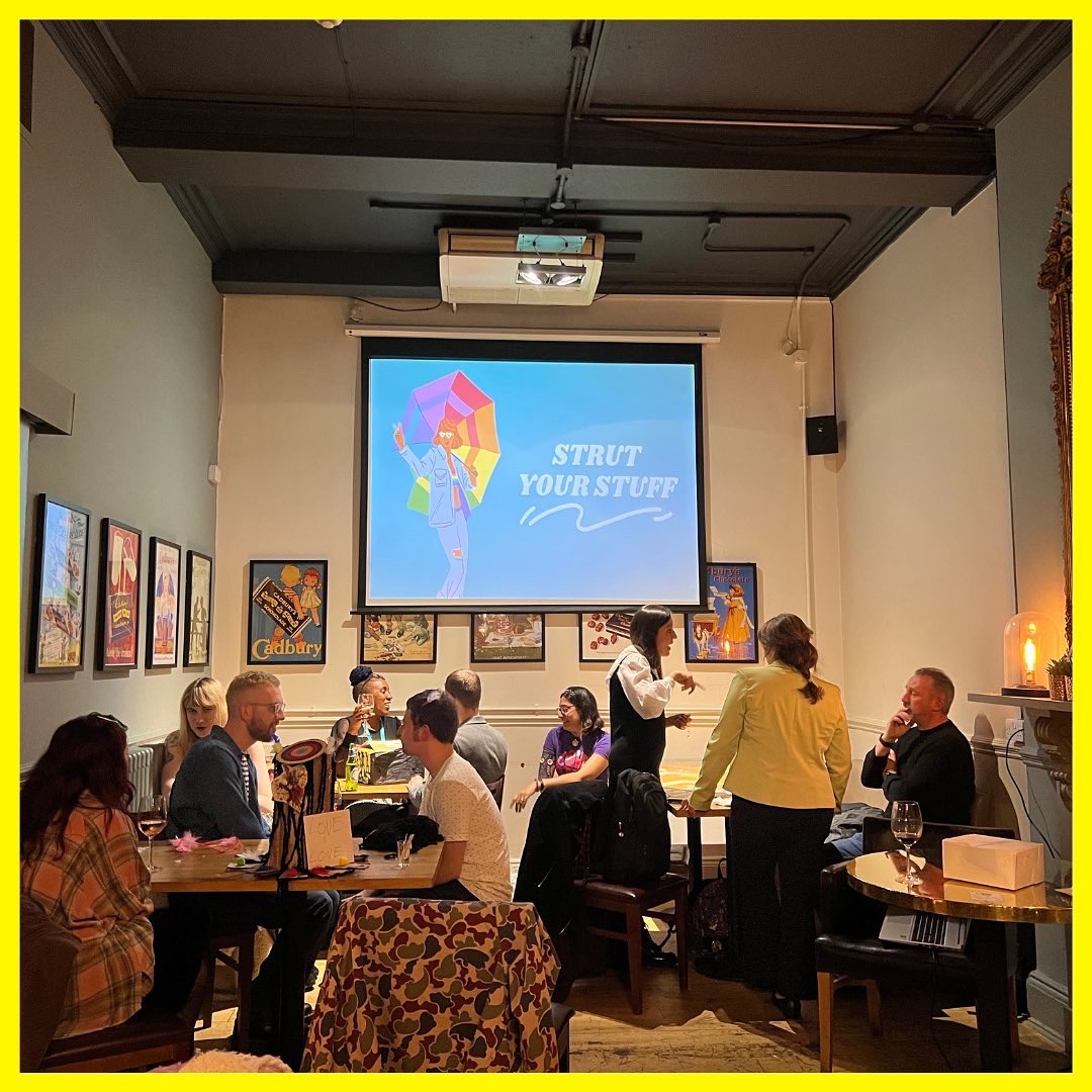 round__lemon's tweet photo. A huge thank you to everyone from Bruntwood who came down to take part in our ‘Wear It With Pride’ workshop at All Bar One. We had such a great time making wearable art with you all and sharing what we made with each other. An extra thank you to Pia and Aaron for all their 1/2 https://t.co/WcJQEKoCnC