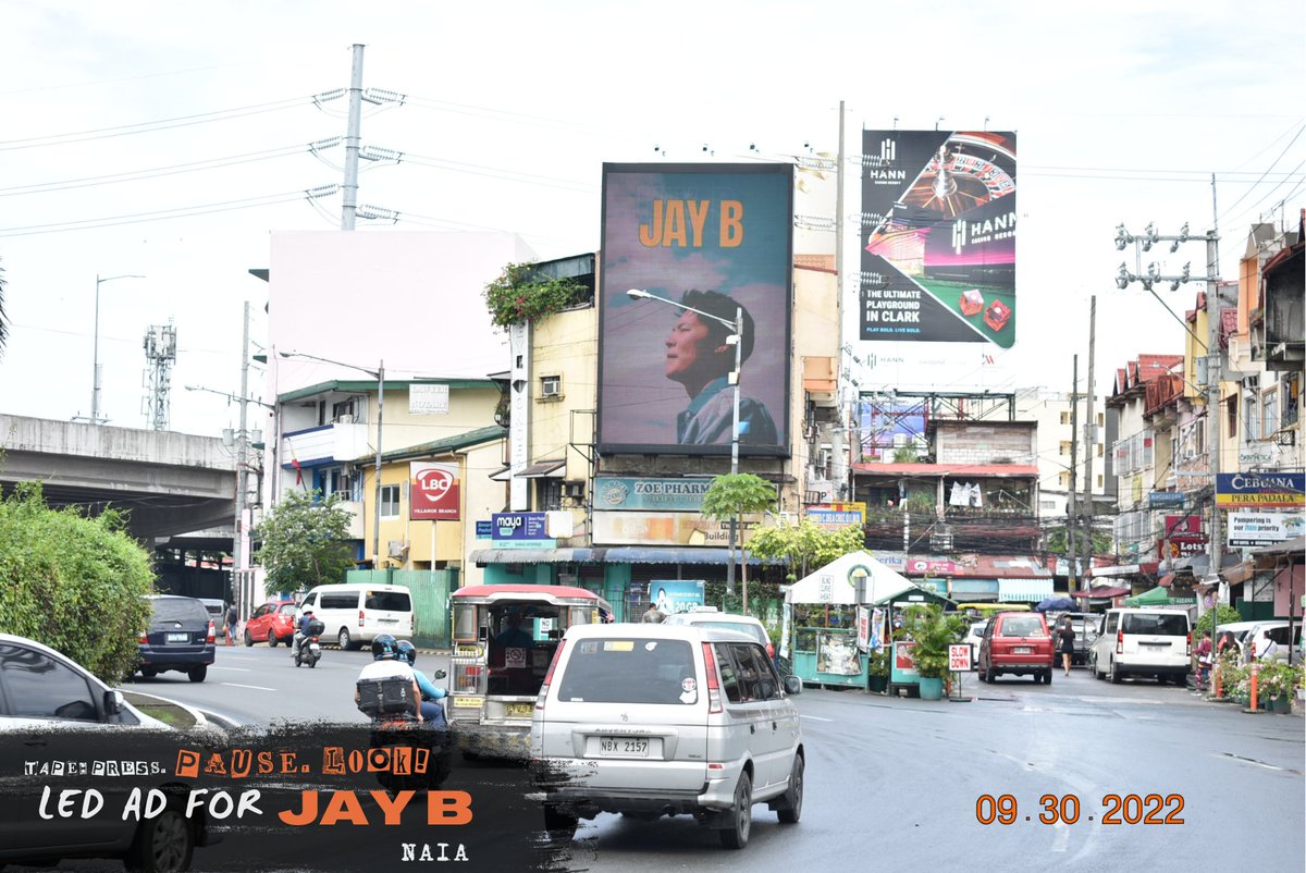Here are some photos of our Ads to welcome JAY B in PH 🇵🇭 You can find them in EDSA Guadalupe (NB), McKinley Hill, and NAIA. These will run from Sept 30 6am to Oct 1, 11pm 💚 #JAYBinManila #JAYB #PauseLook_LedAdforJAYB @jaybnow_hr +
