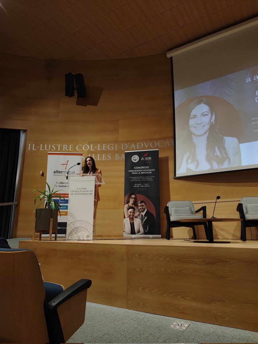 #PONENCIA| Gracias <a href="/veronica_pedron/">Verónica Pedrón Pardo</a> por su ponencia sobre el #AbogadoDelta de <a href="/A_definitivas/">A definitivas - Portal Jurídico</a>.