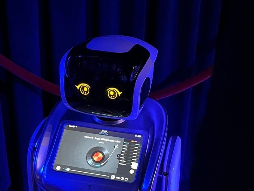 12D at NMS tweet media