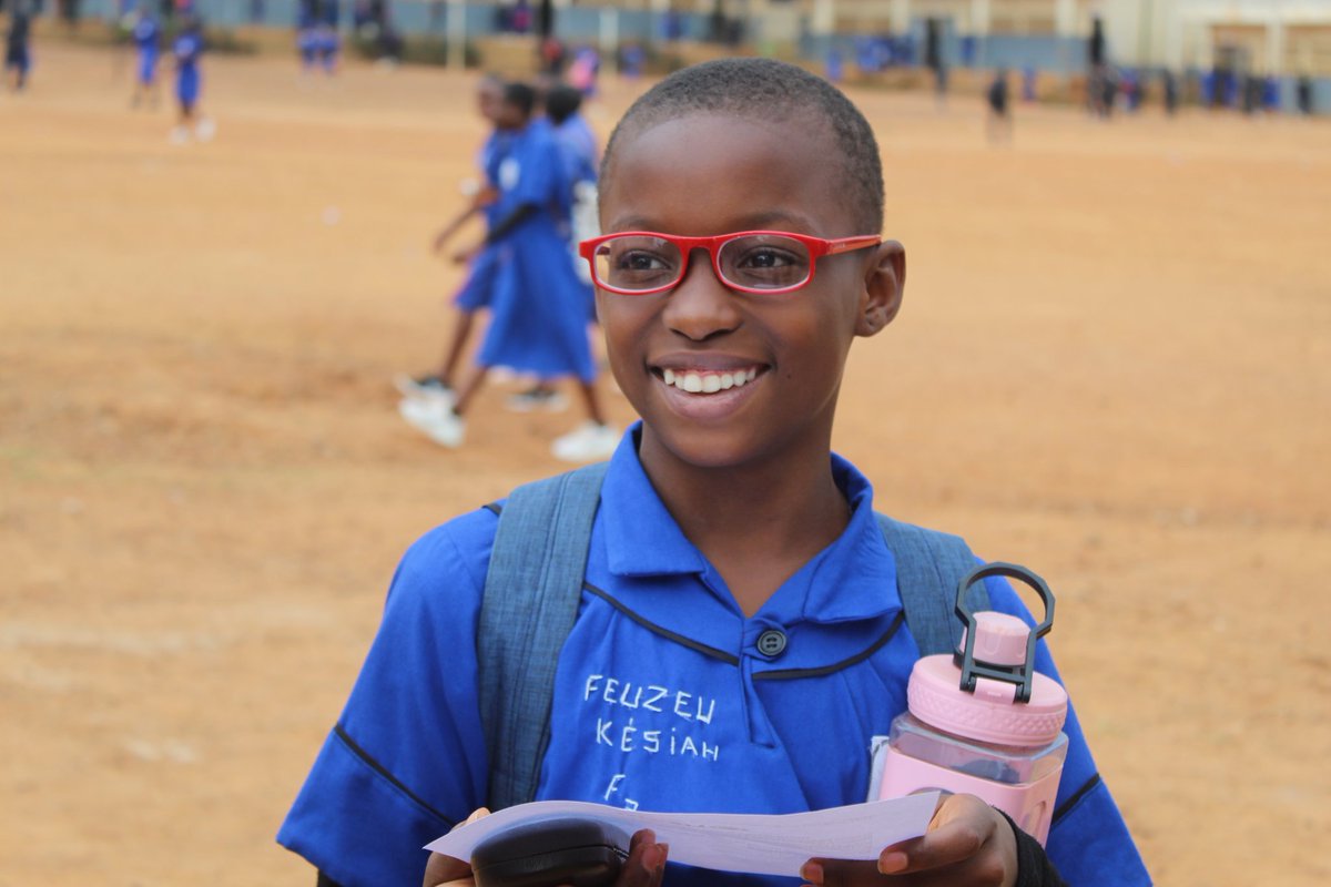 ismaelteta's tweet photo. Kesiah, Jason & Tadon 😊😊receive their free glasses👓👓 as part of the @USAIDGH's #BrightSight project implemented by @HelenKellerIntl in 🇨🇲
Like them, many other students have eye problems and difficulties to reach their #TruePotential
@EVFusa
Read more: https://t.co/WRDOfh1cvy https://t.co/QybIc4WqCF
