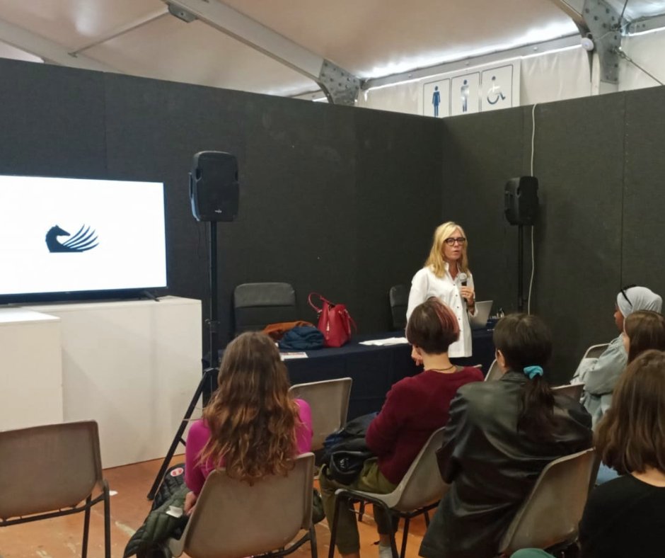 unipegaso_it's tweet photo. UniPegaso protagonista della prima tappa della nuova edizione del @SaloneStudente🏫
Presso il nostro stand sarà possibile provare l'innovativa piattaforma #Orientest che guiderà i giovani studenti nella scelta del percorso universitario da intraprendere 🎓 https://t.co/kmuCkYixBc