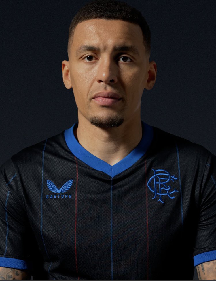 TheKitmanUK's tweet photo. #Kitnews from Scotland as the new 2022-23 @RangersFC fourth kit made by #Castore has been officially unveiled.
The retail version of the shirt will remain sponsorless.
What do you think of it? π€
πΈ https://t.co/mMDUJ7oBas
#TheKitman β½οΈπ
#Rangers #RangersFC #BreakTheLines https://t.co/PakQ5PimTs