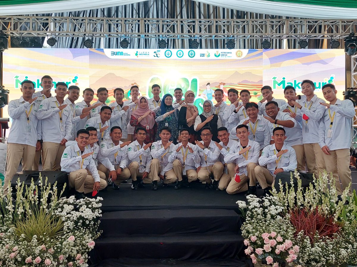 PusdiktanRI's tweet photo. Kerjasama dengan Petrokimia Gresik, Kementan Terjunkan Mahasiswa Polbangtan Magang Program Makmur https://t.co/G4LWUN7O8L