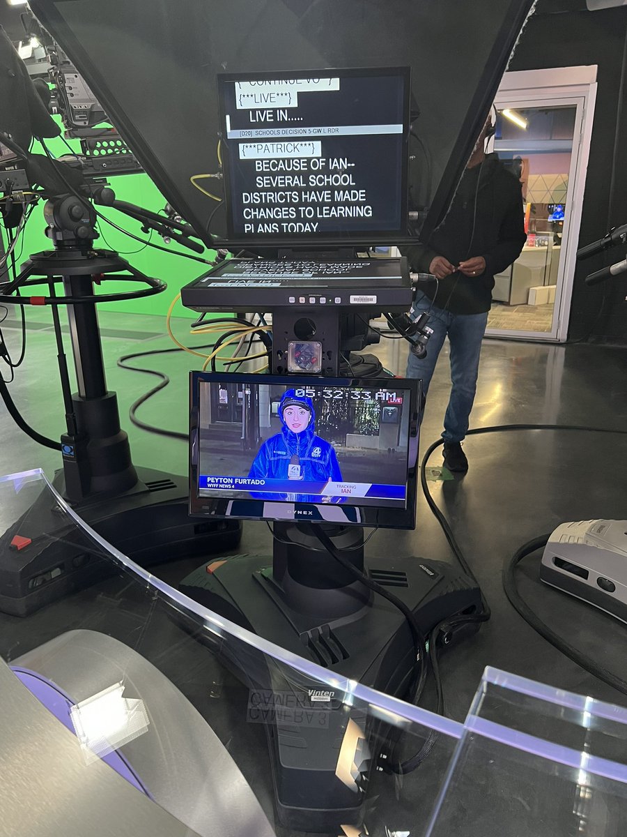 chanceofdestiny's tweet photo. We are #TRACKINGIAN this morning. Our @PFurtadoWYFF has live updates from the coast, @ParellaLewis is tracking Ian’s path.
We have the latest, as the Carolinas and GA are both under a state of emergency, right now. @wyffnews4 https://t.co/fxVFuZlOtx
