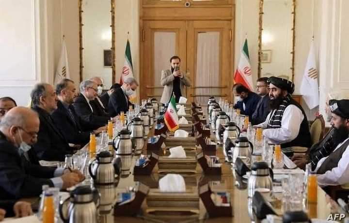 rauoufdz's tweet photo. ايران 🇮🇷 وطالب1ن 👿
يبنهما علاقات وسفارات متينة 
على ايران التدخل في الحد من القتل الطائفي الذي يطال الشيعة فقط وانا لا اتحدث بطائفيه ولاكن الواقع مرير وكشف زور من يتحدث باسم الشيعه
نعزي اخوننا المسلمين في افغانستان على استشهاد اكثر من 60 انسان مسلم https://t.co/8rZqOfWFtt