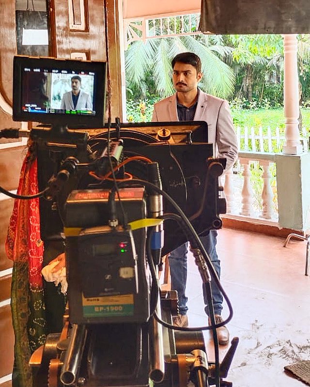 Atulpatilarts's tweet photo. Shooting for short film leakage 

#atulpatilarts #actor #shortfilm #leakage #shooting #actorlife #bts #camera #bollywoodmovies #viral #trending #trendingactor https://t.co/HTJXwnxadL
