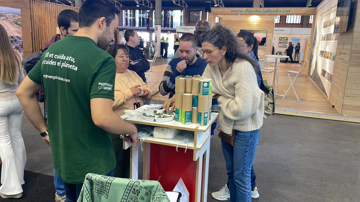 #FiraSantMiquel | Un any més, estem presents a la Fira amb un estand on acollim els emprenedors de la xarxa #GLOBALleida 🙋‍♂️💻

📌Ens podeu trobar al pavelló 3 de <a href="/FiradeLleida1/">Fira de Lleida</a> 

#emprenedoria #innovació #promocioeconomica #diputaciolleida