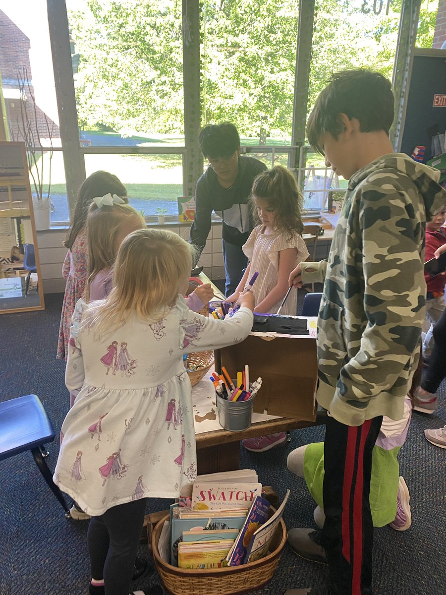 Liz Smallwood tweet media