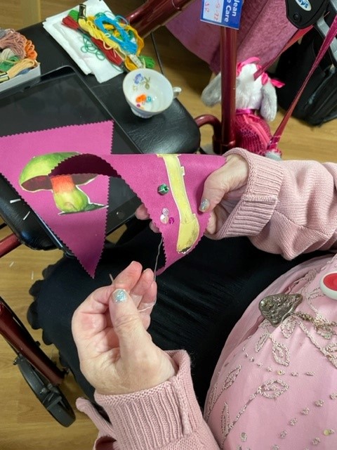 leedslibraries's tweet photo. Wonderful magical #Mushroom #bunting parties @Artsincarehomes yesterday, inspired by Coloured Figures of English #Fungi by Sowerby. 
Residents enjoyed seeing #digitised #autumnal hand coloured illustrations. For some this was their first go on an iPad #ArtLibrary #AICH2022 📚🧵🍄 https://t.co/qLoZIcGKz1