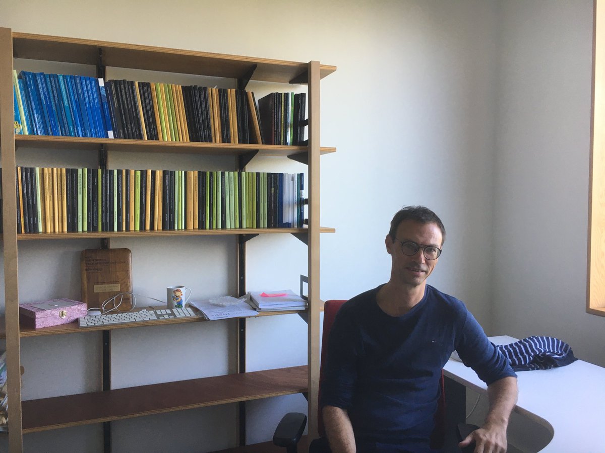 My last day today as chair of the ⁦<a href="/PhotonicsUGent/">Photonics UGent</a>⁩ group, one year before my retirement. ⁦<a href="/DThourhout/">Dries Van Thourhout</a>⁩ (Dries) is taking over this role and I have just swapped office with him. I wish Dries a lot of success in his new role!