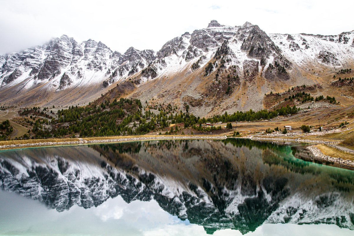 Ô mon beau miroir, dis-moi qui est la plus belle ? 😍 Nous, on a déjà la réponse : l'Eyssina 👑