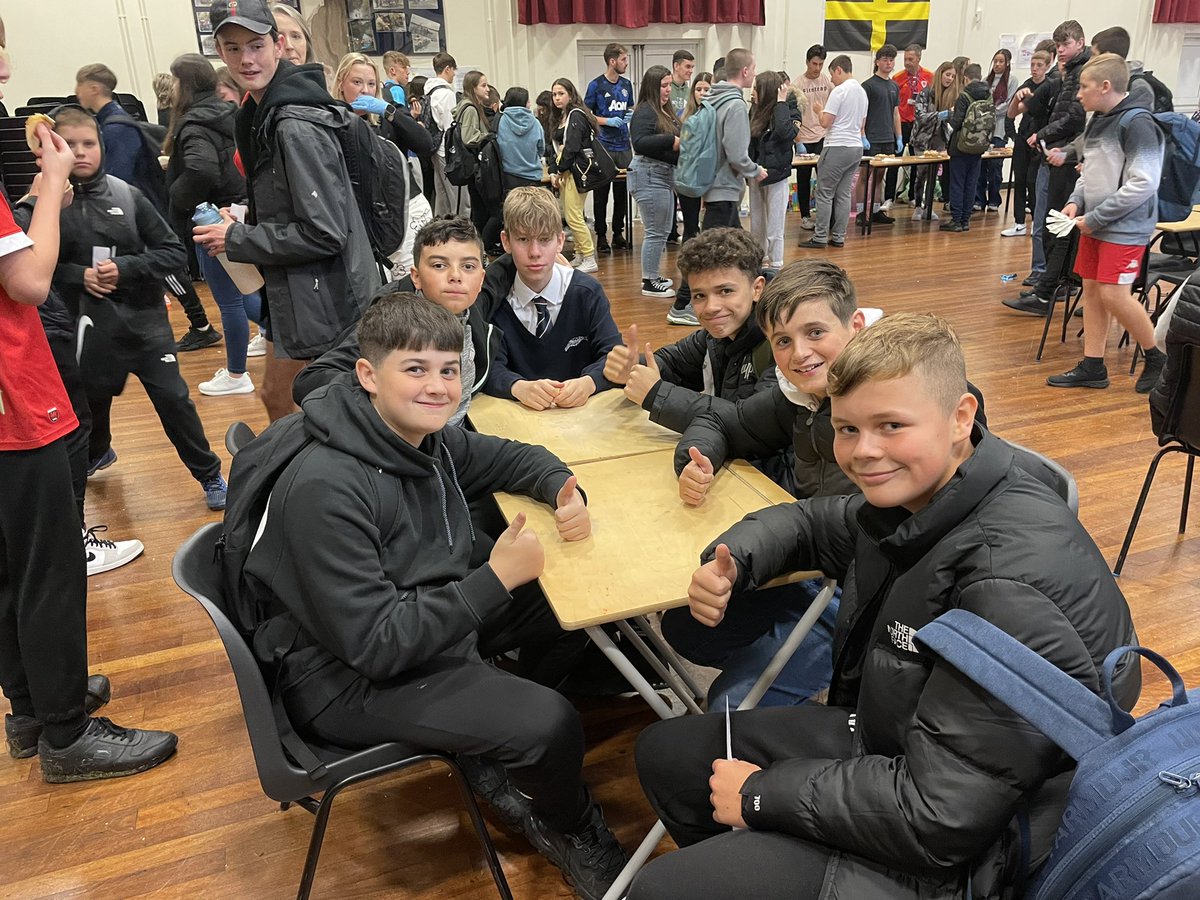 bryntawe's tweet photo. Joio yn y bore coffi a diolch i ddisgyblion 9-13eg👌💪💙#TeuluBT #Craney💙
Great effort from years 9-13 in the coffee morning #TeuluBT💪👌💙 #Craney https://t.co/WcFwtBW6tI