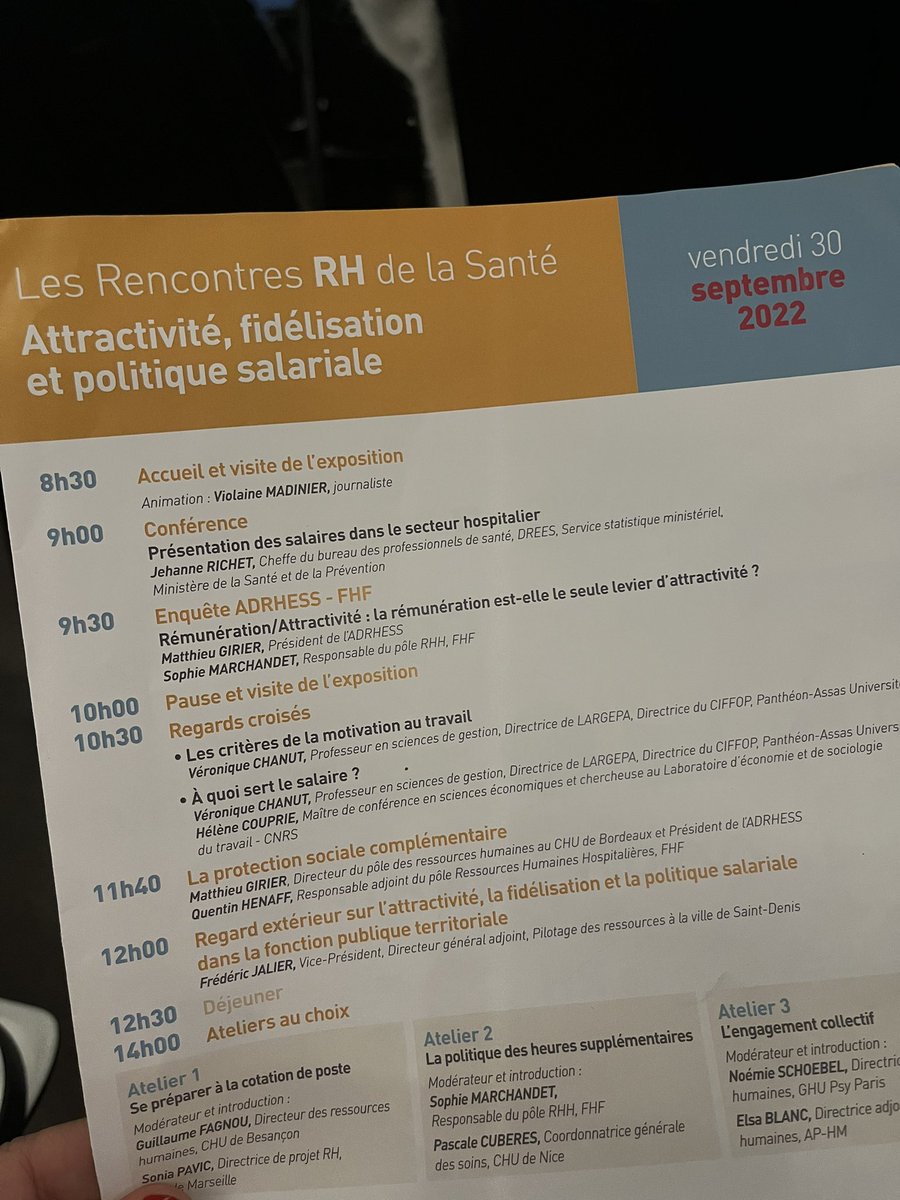 celine_oudry's tweet photo. 🏥 💬 Poursuite de la matinée avec de très interessants regards croisés sur « les critères de la motivation au travail » et « À quoi sert le salaire ? », puis une présentation par @QHenaff de la @laFHF de la protection sociale complémentaire.
#RRHS2022 #FHF #ADRHESS #MNH https://t.co/JJnlhbEOiI