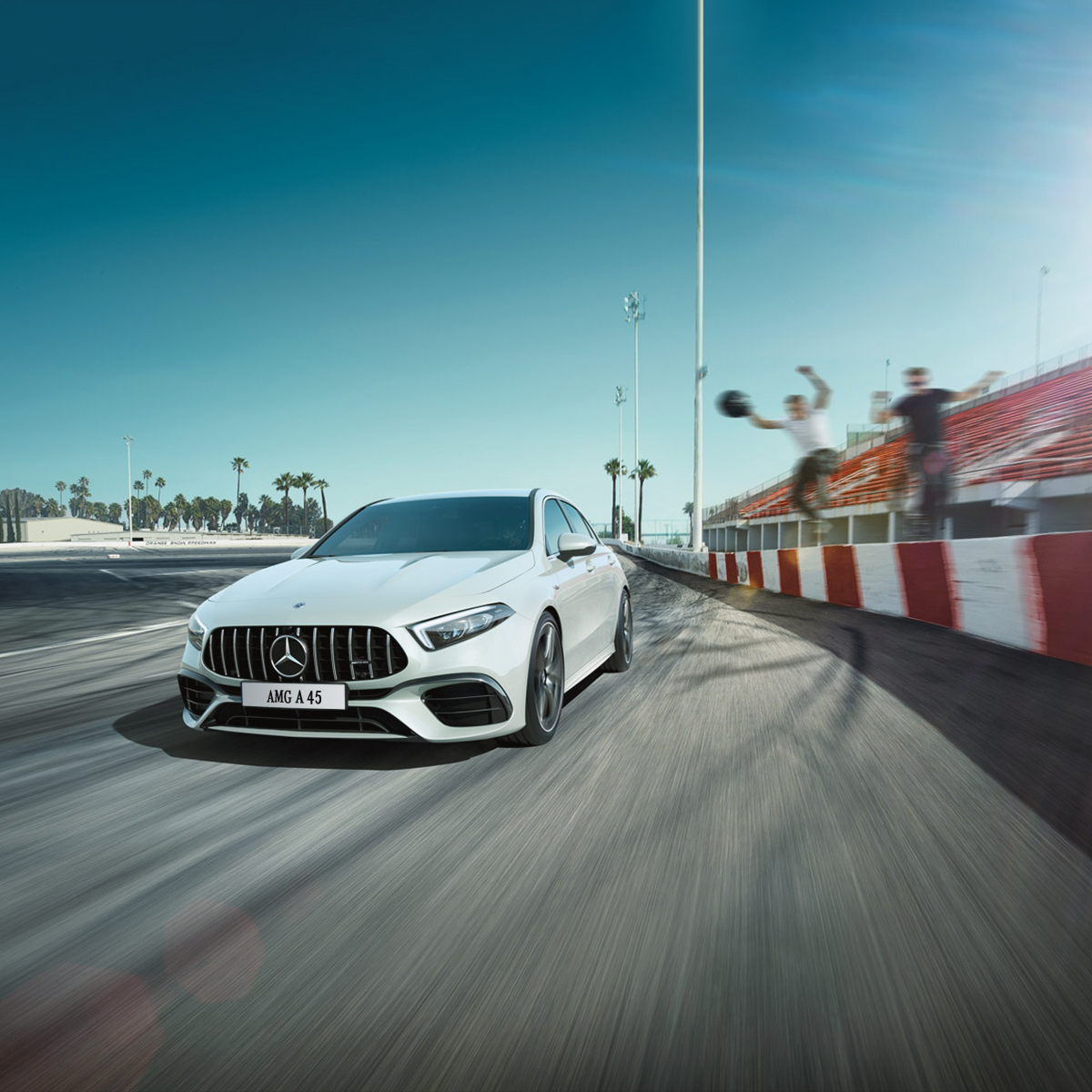 kolumanofficial's tweet photo. Mercedes-AMG A 45, çarpıcı sportif detaylara sahip tasarımıyla yüksek performans dünyasına etkileyici bir giriş yapmanızı sağlar.
Mercedes-AMG A-Serisi hakkında detaylı bilgi için web sitemizi ziyaret edin.
#Koluman #MercedesBenz #AMG #ASerisi #A45 https://t.co/nW0mAiOyrG