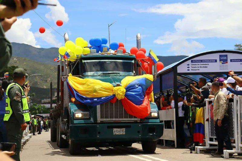 mippci_ven's tweet photo. #30Sep|🇻🇪 🗺️ ¡ETIQUETA DEL DÍA! ▶️ 

#ElOrinocoYElMagdalena 

¡Colombia y Venezuela, un solo corazón patrio! https://t.co/U4uKtRyvBp