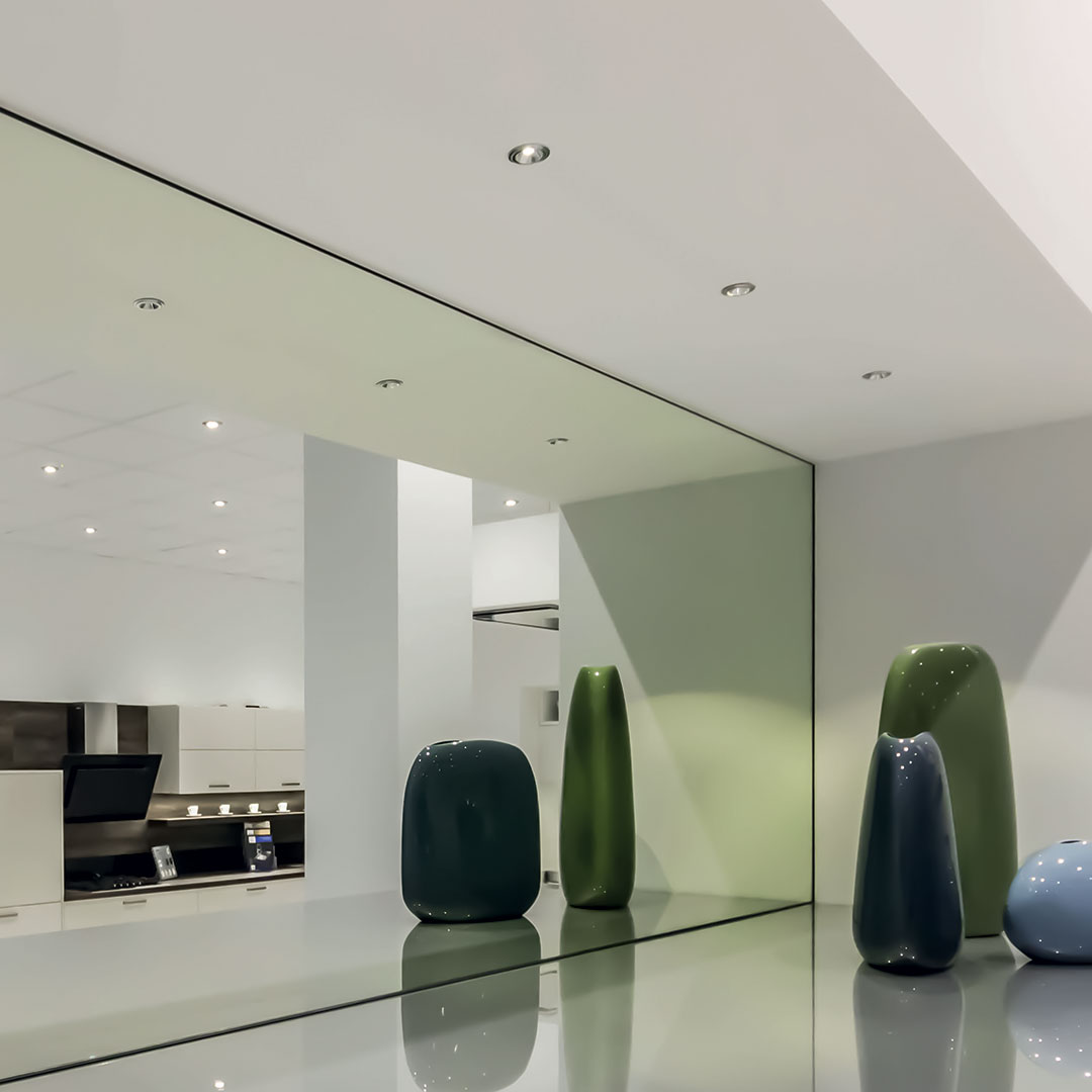 collingwoodfr's tweet photo. Ajouter cette subtile mais efficace touche de lumière pour mettre en valeur des objets ou caractéristiques architecturales. Petites et discrètes, nos appliques murales décoratives mettront parfaitement en valeur les alcôves et étagères https://t.co/2gFiKOMWsQ https://t.co/29bsZXnuEC