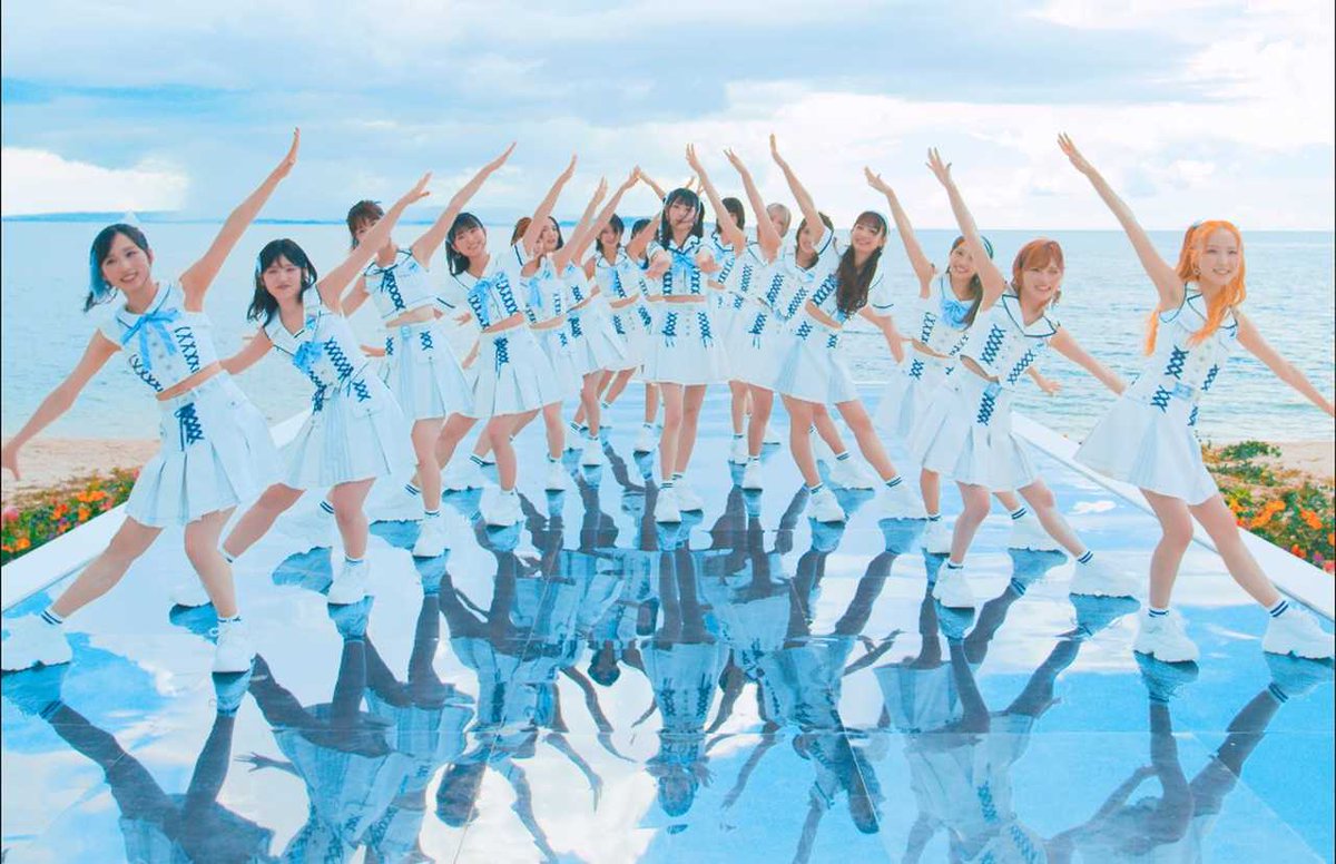 今晩１１時、AKB48の「久しぶりのリップグロス」に収録されている、SHOWROOM選抜楽曲「Sugar night」が番組で紹介されます。
さらに、AKB48のあの曲をメドレーで披露！
皆さんぜひ見てください！
#SHOWROOM選抜楽曲
#AKB48のあの曲をメドレーで披露
#Sugarnight