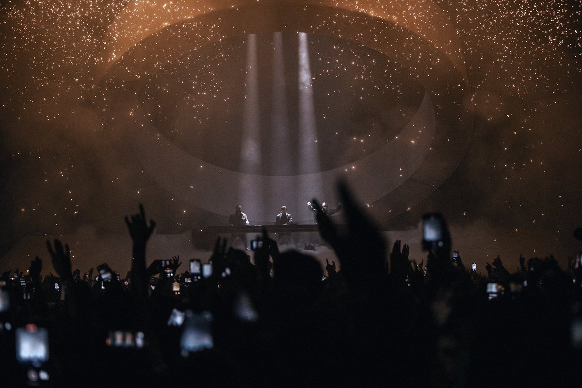 Steve Angello tweet media