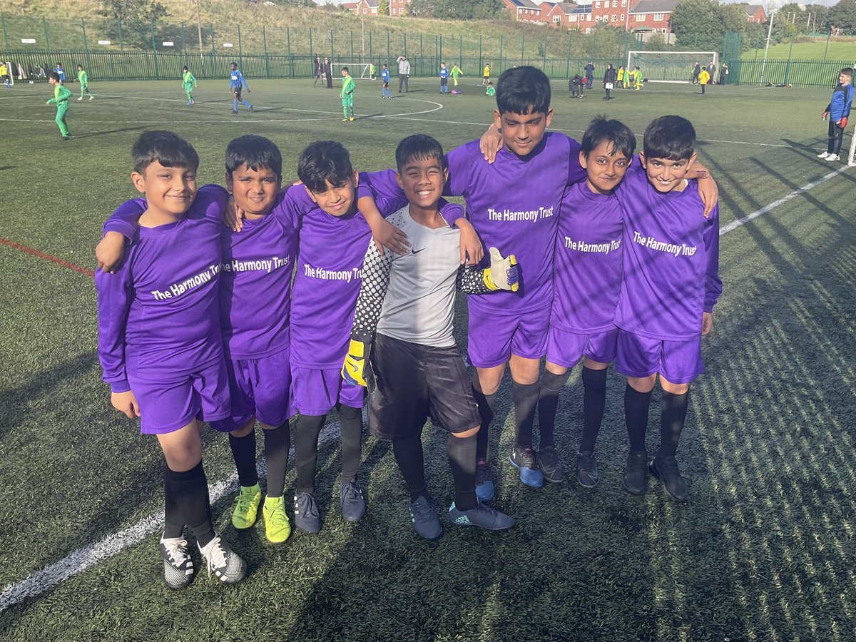 I am so proud of the effort our Year 6 boys football team showed over the last 2 weeks who after a difficult start they went undefeated in their last 6 games. I cannot wait to see what they do in the next tournament!
#besafehealthyandhappy #beaperformer