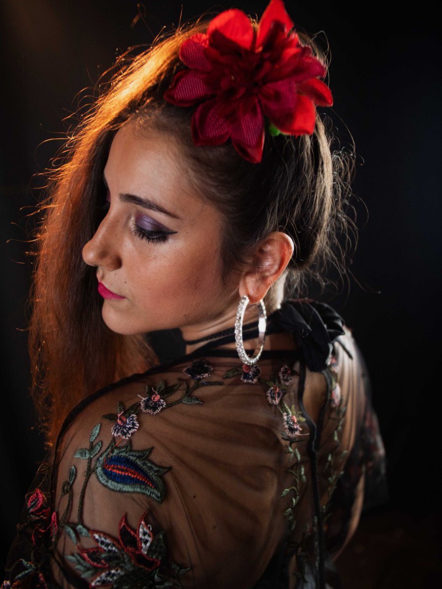 I'm a Taurus, stubborn but loyal. Learning to be more loyal to myself. I have not always been my best versión but I can no longer be bothered to worry about the versión of me others are committed to judging. I'm committed to this growth!💫

Foto @danover_ph
#writing #writers