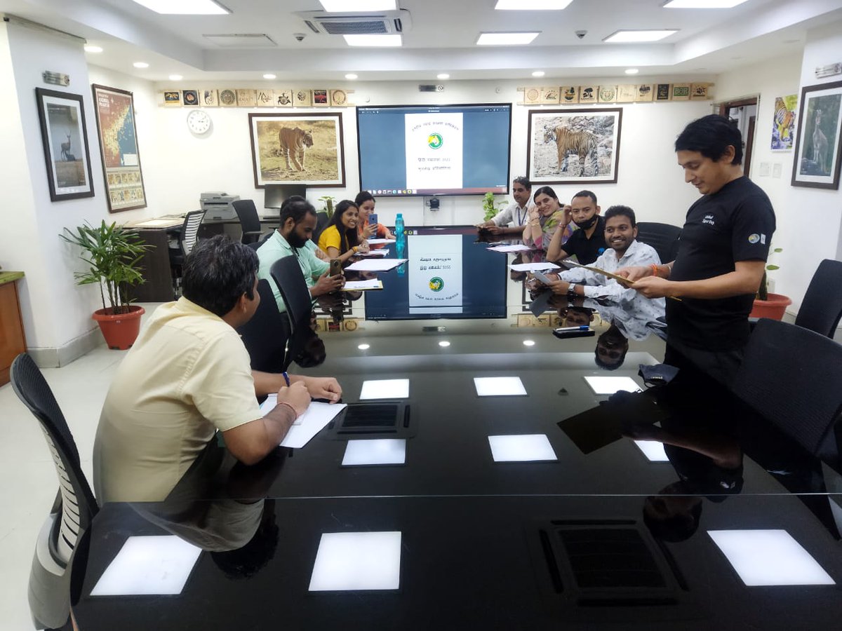 ‘हिंदी पखवाड़ा’ राष्ट्रीय बाघ संरक्षण प्राधिकरण में 22/09/2022 से 30/09/2022 तक विभिन्न रोचक प्रतियोगिता जैसे कविता, हिंदी अनुवाद और हिंदी टंकण आदि में कर्मचारियों ने सक्रिय रूप से भाग लिया।