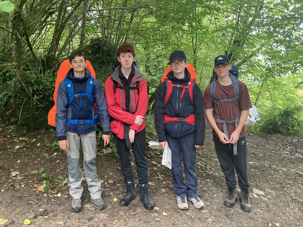 DofEBrixham's tweet photo. @brixhamcollege First 2 teams have left for the first part of their Silver DofE Expedition! And the rain has started to fall! Good luck everyone! https://t.co/mRJAVKmrFG