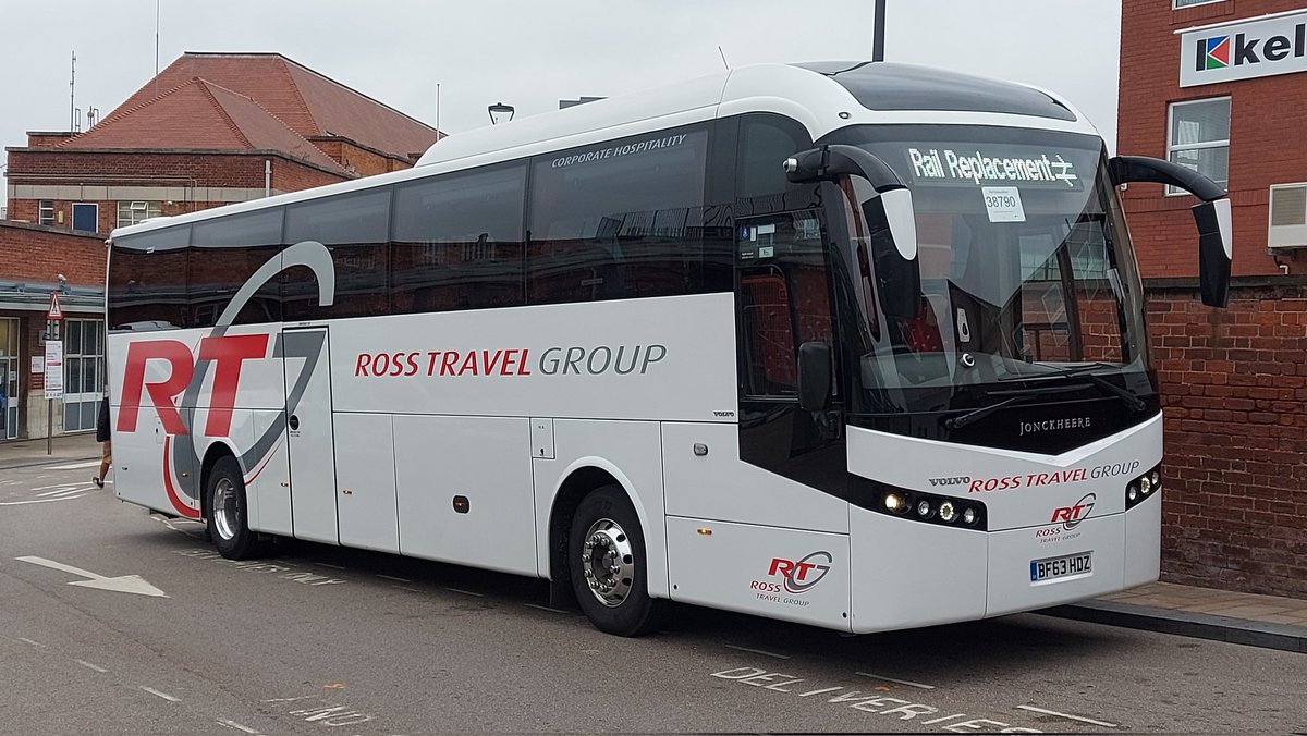 Shaun__92's tweet photo. Ross Travel - Volvo B11R - Jonckheere JHV - BF63 HDZ on Rail Replacement for Northern #northerntrains #northern #railreplacement #railreplacementcoach #2P11 #doncaster #thornesouth #scunthorpe #VolvoB11R #Jonckheere #JHV #rosstravelgroup #rosstravel @northernassist https://t.co/9OmDFSt5uM