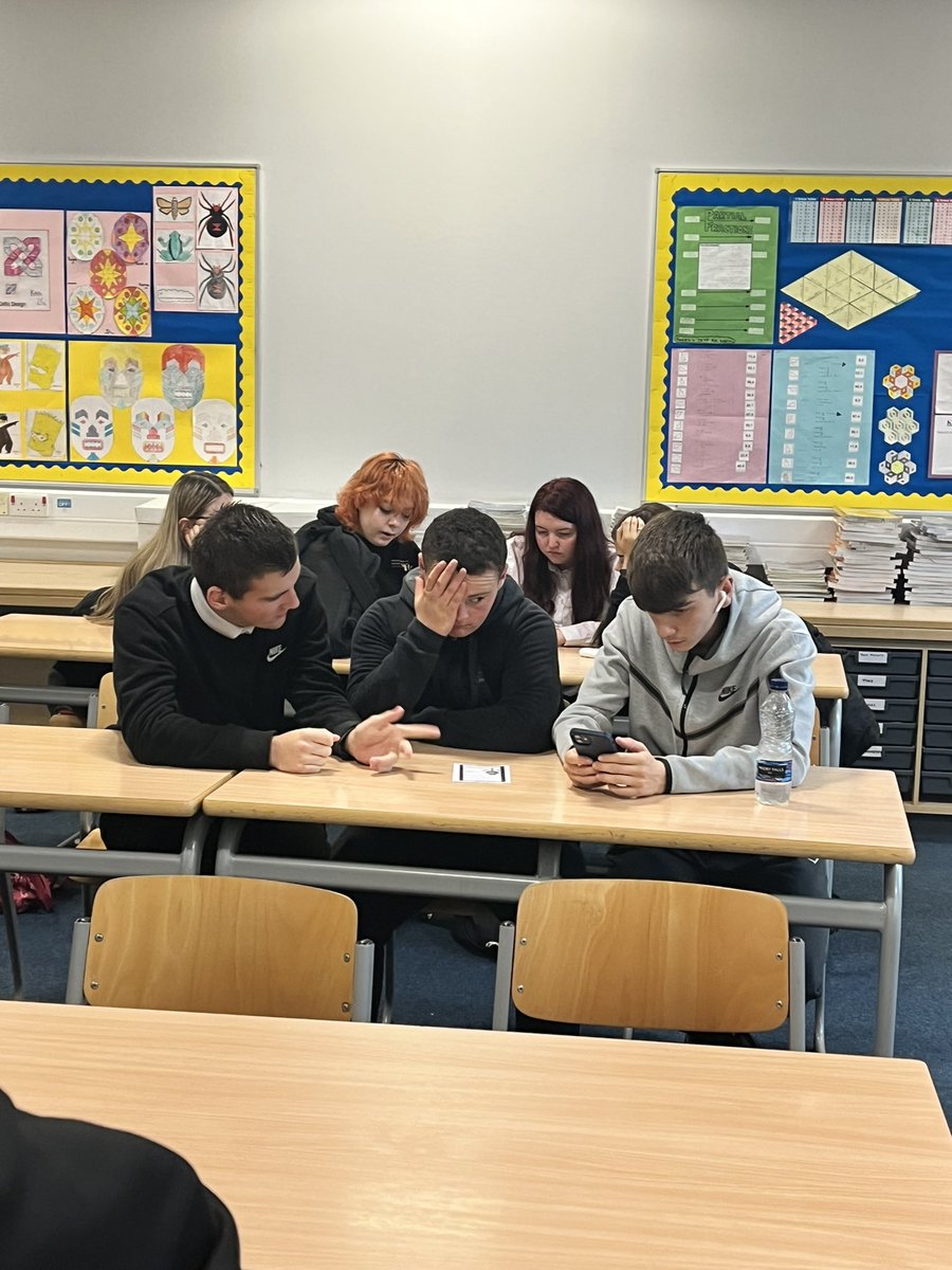 GreenwoodMaths's tweet photo. S5 enjoyed taking part in a Scottish themed maths relay for #scottishmathsweek #greenwoodmaths https://t.co/vj6MpjE2r3