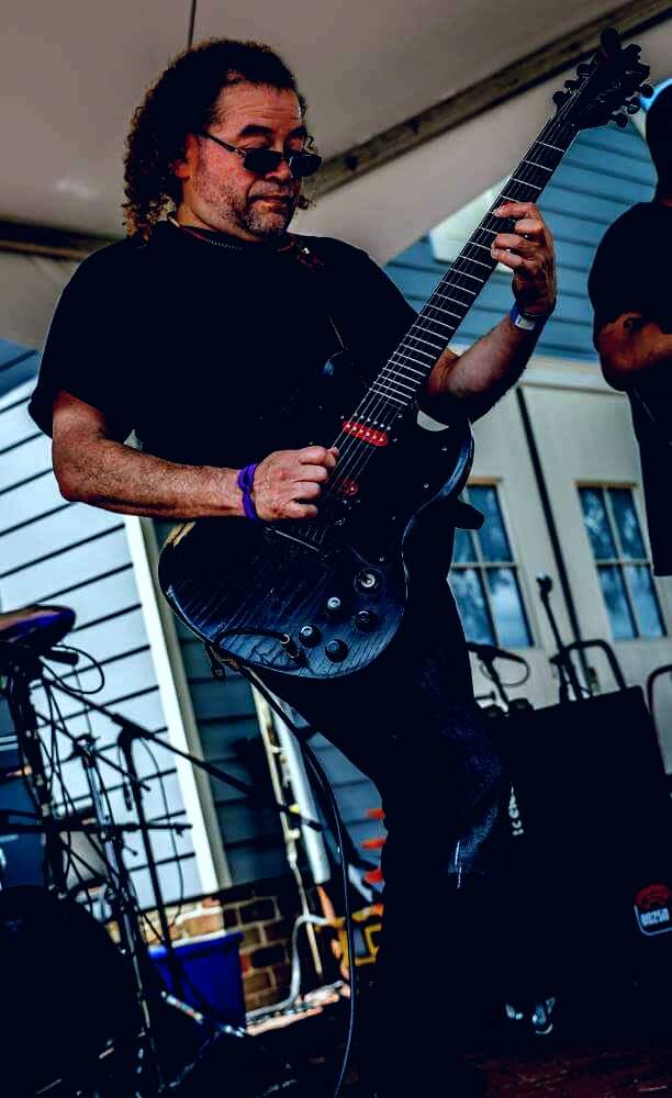 Brian Carmona Band tweet media