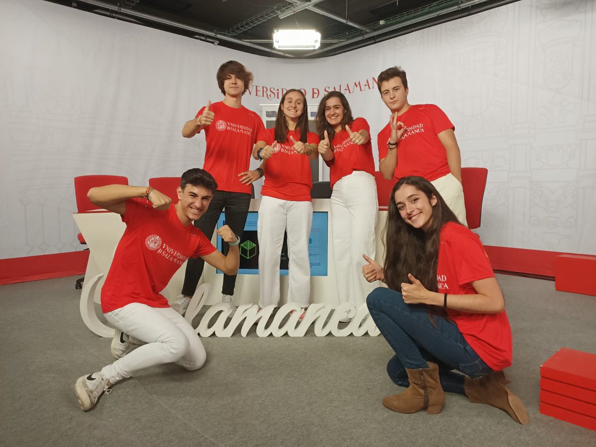 EC2U_Alliance's tweet photo. The #ScienceBattle is about to start! 🍀Good luck to the competing teams @UniJena @UnivdeCoimbra @usal @UAICiasi
Follow the event online ➡️ https://t.co/leYtHvJIfg https://t.co/zYIMDtDMrk