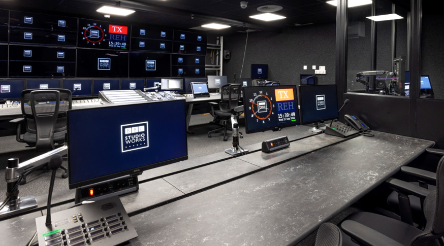 ATVLatest's tweet photo. Kelvin Hall production hub launches with STV the first studio residency https://t.co/BhajvvRdEX via @atvtoday #KelvinHall #BBCStudioWorks #STVStudios #Glasgow https://t.co/fjlDaef9Ci