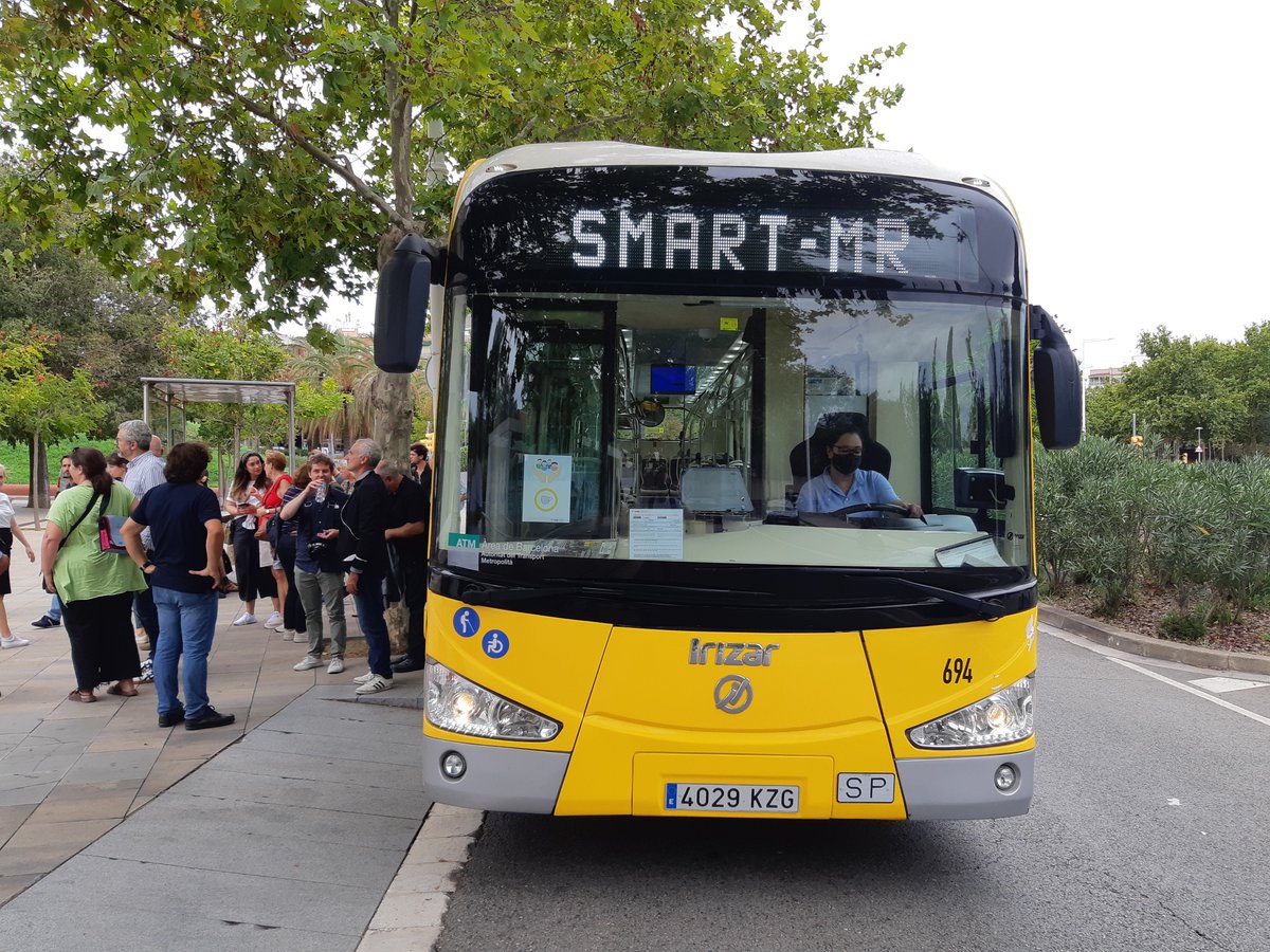 hsy_fi's tweet photo. Osallistuimme tänään päättyneeseen #SMART-MR -projektiin. 
🚄 6 vuotta yhteistyötä 8 Euroopan suurkaupunkialueen välillä: keräsimme &amp; jaoimme tietoa ja laadimme suosituksia liittyen mm. liikenneolosuhteiden ja aluesuunnittelun parantamiseen. 
Tuloksia 👉 https://t.co/JZOpRFMDY7 https://t.co/lNSt8xNxyz