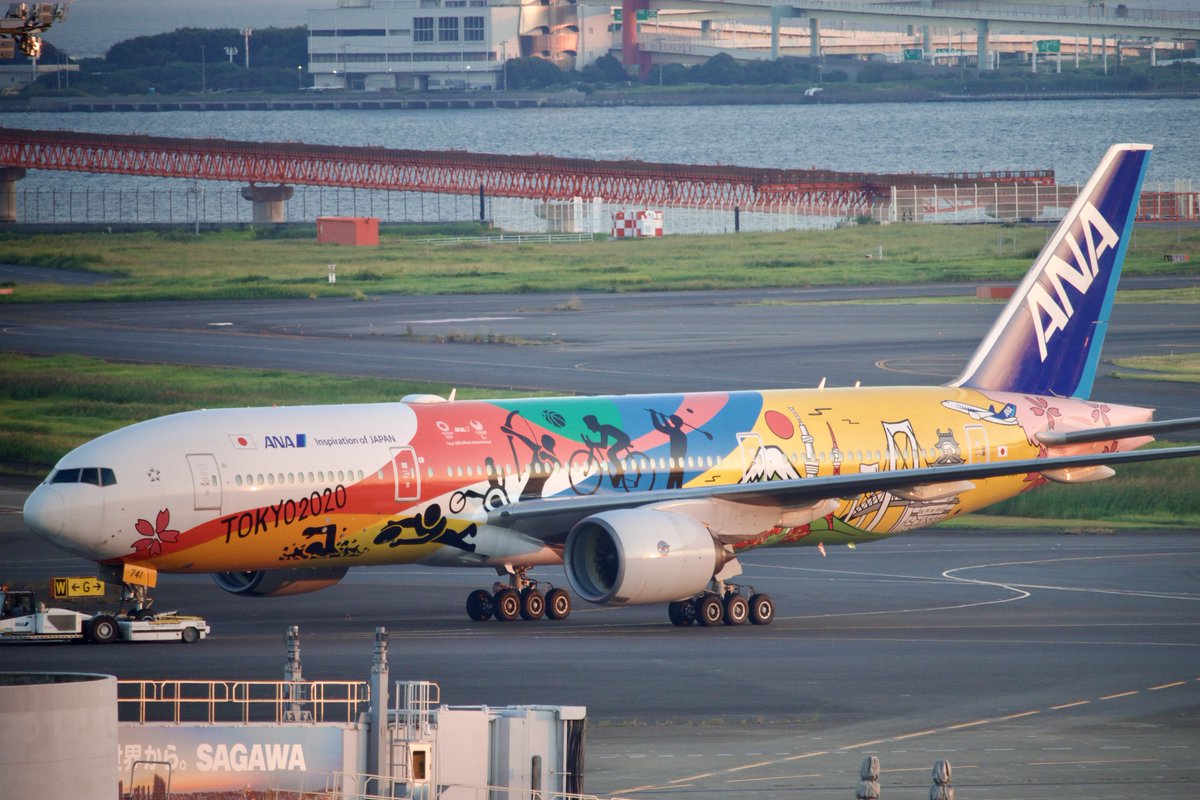 ayamana720's tweet image. 本日のJA741A HELLO2020オリンピック塗装
#JA741A 
#HELLO2020