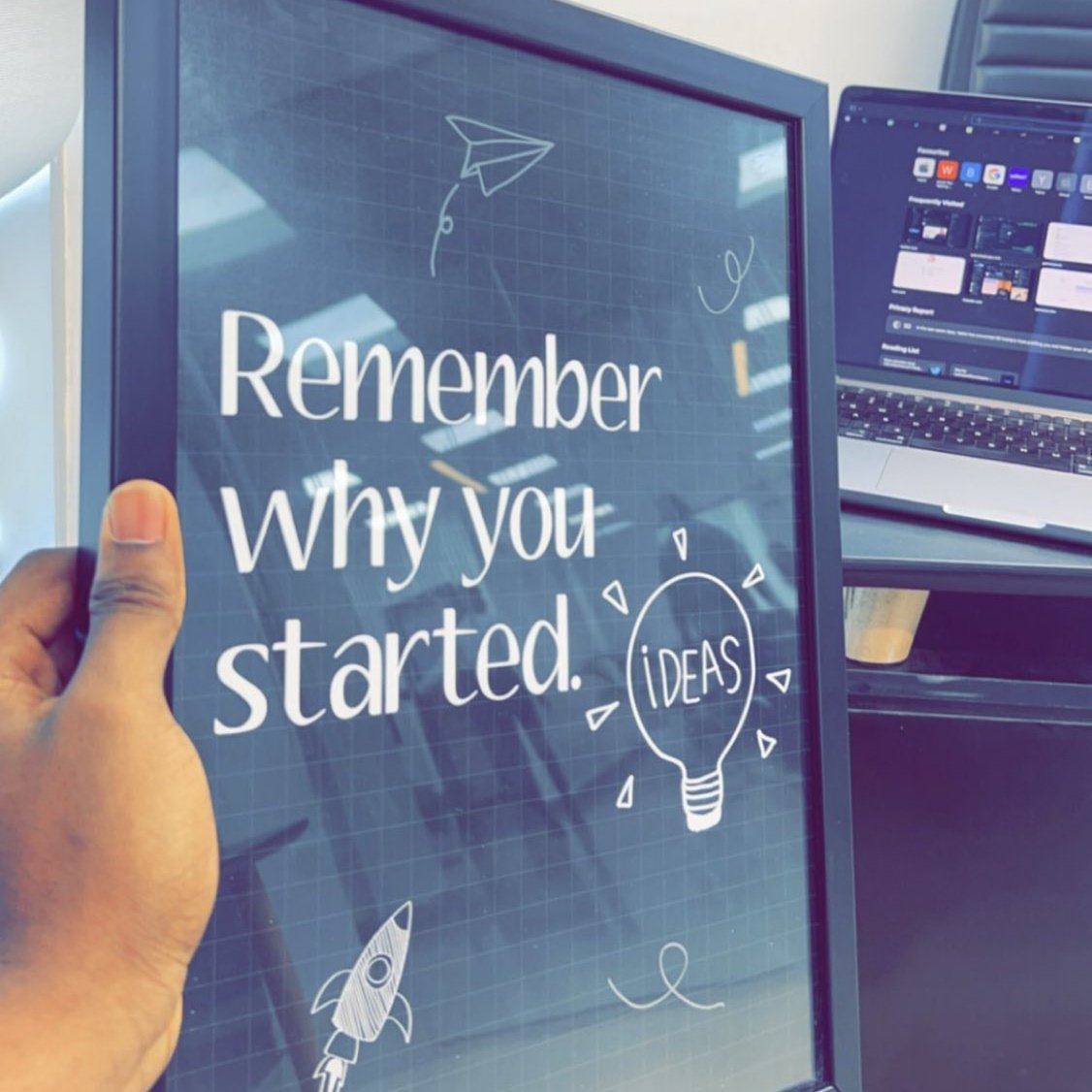 OkoliEvans's tweet image. Why do you want to become a developer?

...a sincere answer to this question will drive you through the hard learning days.

...Find your why.

#Dev #CodeIt #CodeIsLife #JavaScript