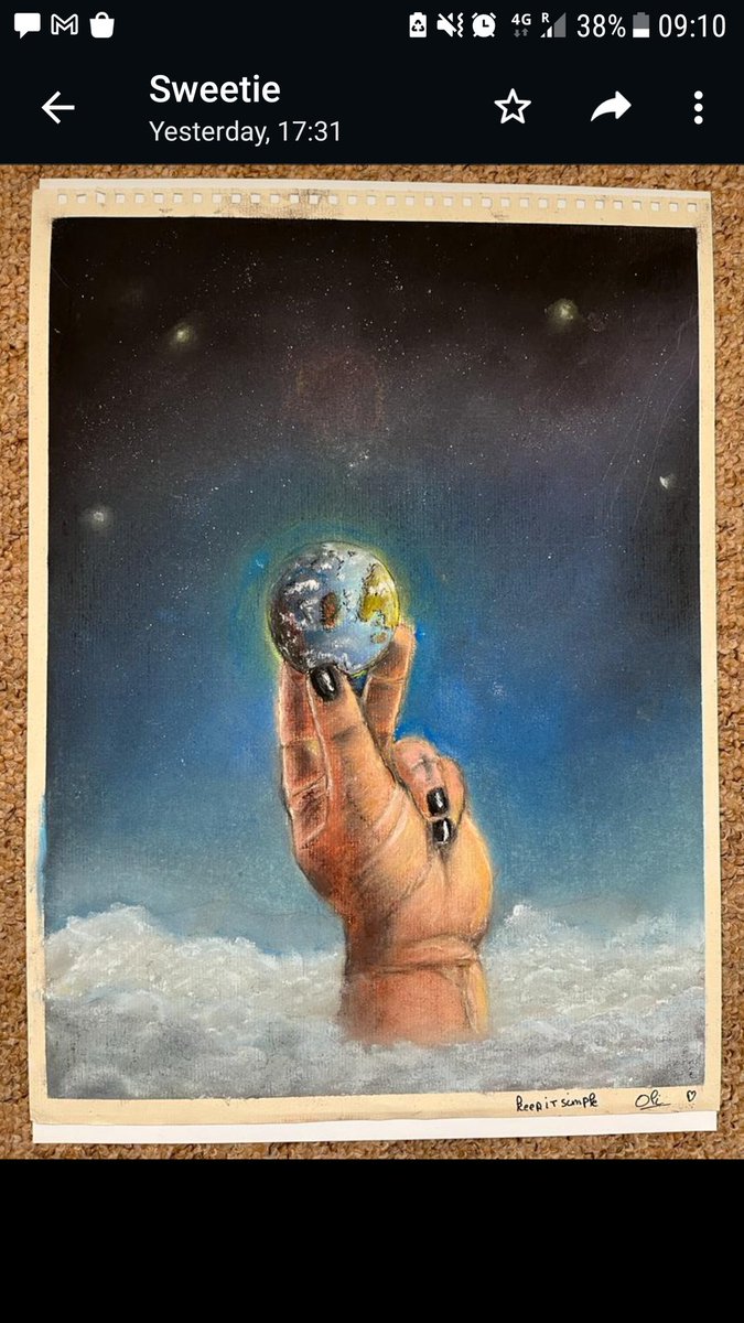 Nouvel essai 4/10, je fais in test de faire 10x le meme dessin et voir les progrès. Le 3eme était déja pas mal