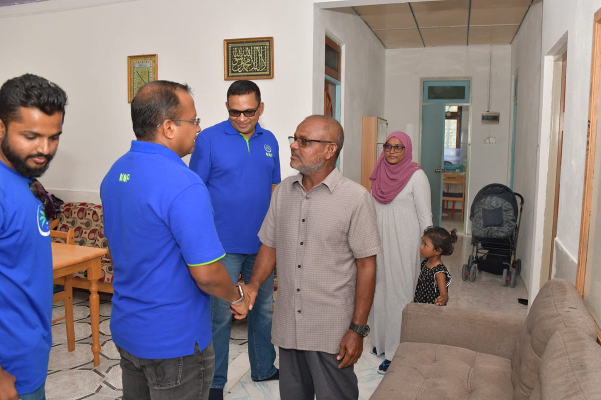 MNP_Secretariat's tweet photo. ތ. ގުރައިދޫ WDC ގައި ވާދަކުރާ އެމްއެންޕީގެ ކެންޑިޑޭޓް ރަނިއްޔާގެ ކެމްޕޭންގައި ޕާޓީގެ ރައީސް ނާޒިމް އަދި ލީޑަރޝިޕް ދަނީ ބައިވެރިވަމުން. އެމްއެންޕީގެ ލީޑަރޝިޕް ދަނީ އިންތިޚާބުތަކުގެ ކެމްޕޭންގެ އެންމެ ކުރީސަފުގައި އަބަދުވެސް ހަރަކާތްތެރިވަމުން
#VoteMNP #VoteRaniyya #Vote1 ✅1⃣ https://t.co/CvkLm2hl1Y