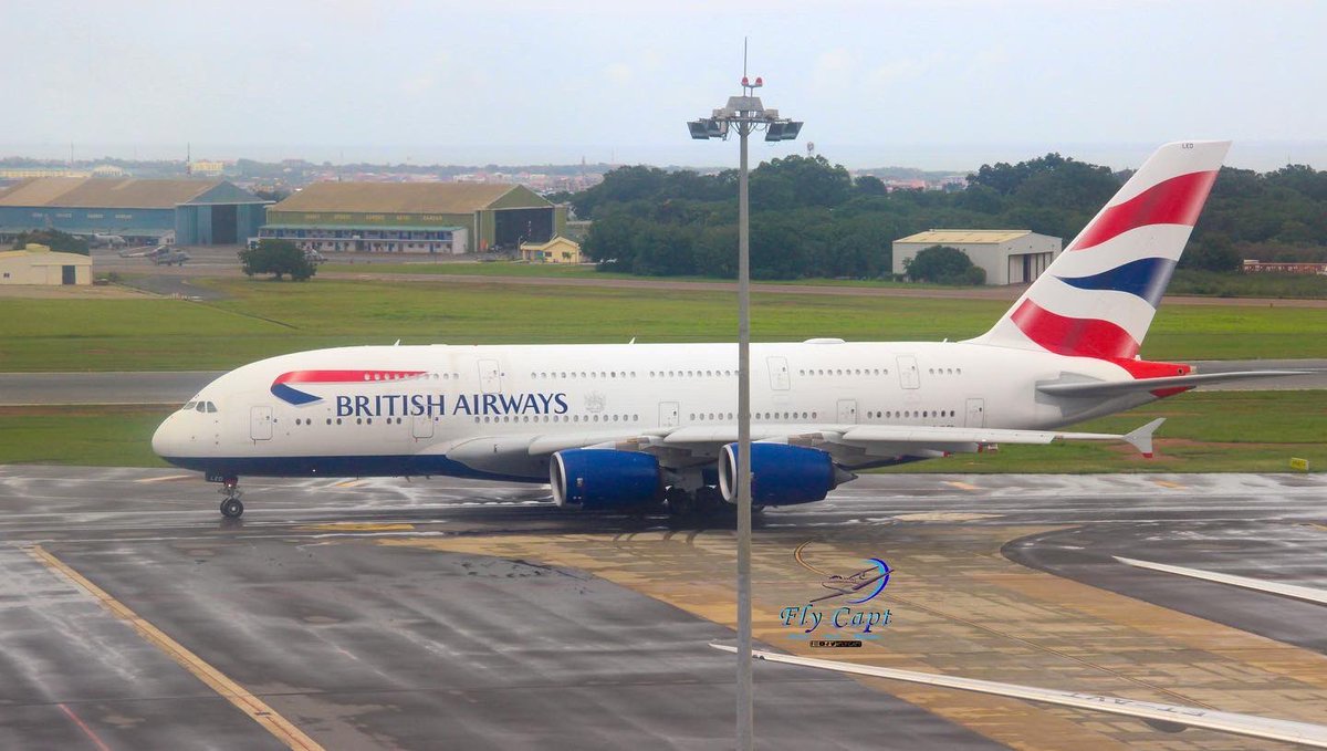 captquainoo_380's tweet photo. Such a great sign for the impressive capabilities of our home airport to handle the world's biggest passenger aircraft 💪🏿

#A380 #Airbus #BritishAirways #Accra380

📸 Credits: @flycapt_ (Instagram)

(2/2) https://t.co/yRCnWifJkc